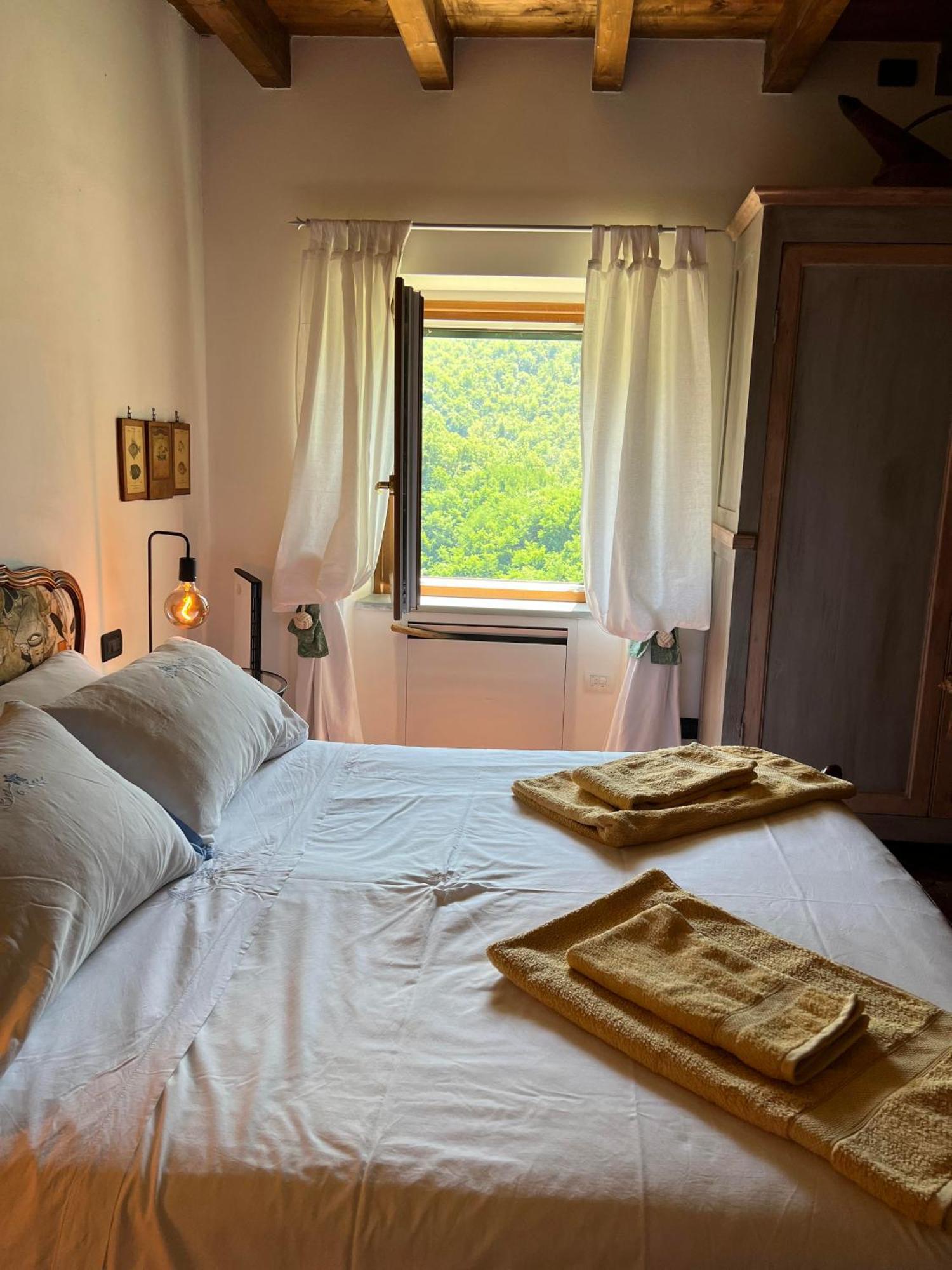 Casa Boru - A Beautiful Fully Restored Spacious House With Fantastic Views Calice al Cornoviglio المظهر الخارجي الصورة