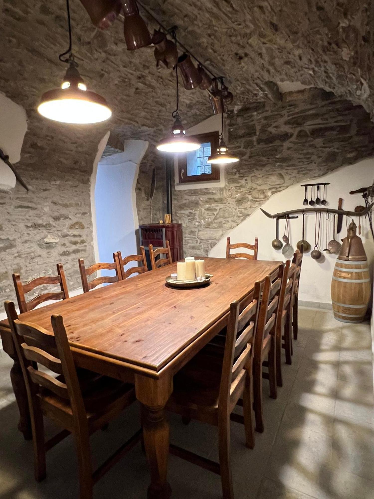 Casa Boru - A Beautiful Fully Restored Spacious House With Fantastic Views Calice al Cornoviglio المظهر الخارجي الصورة