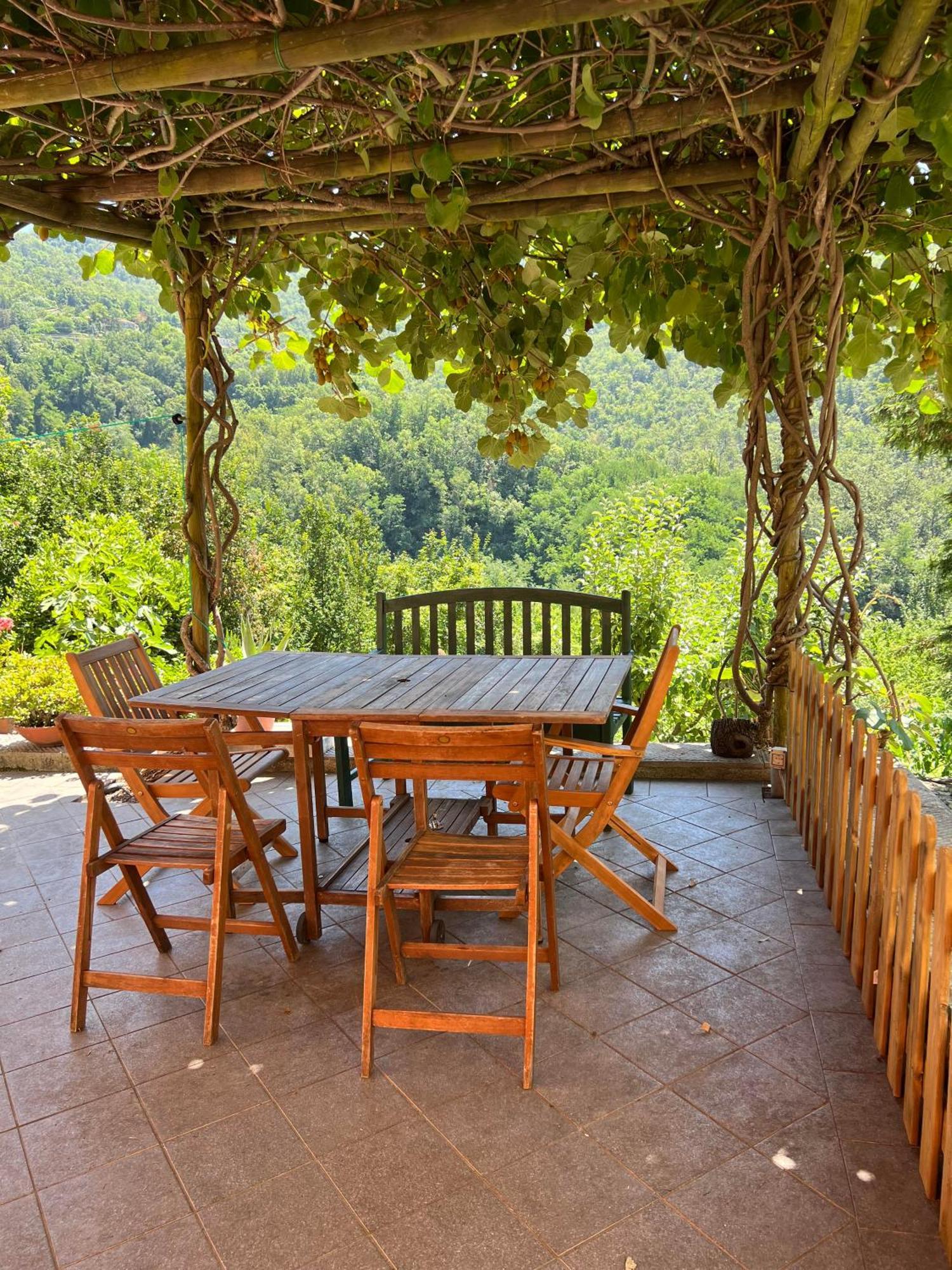 Casa Boru - A Beautiful Fully Restored Spacious House With Fantastic Views Calice al Cornoviglio المظهر الخارجي الصورة